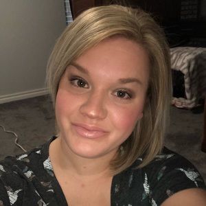 Meet your Posher, Tara